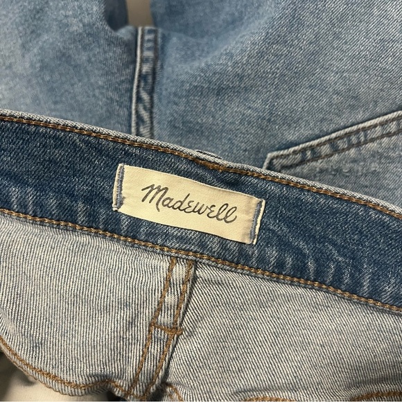 Madewell The Perfect Vintage Jean Size 29 Petite Straight Leg Jean Distressed - Picture 7 of 11